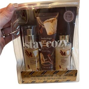 Cozy Fireside & More Bath Set - Brown